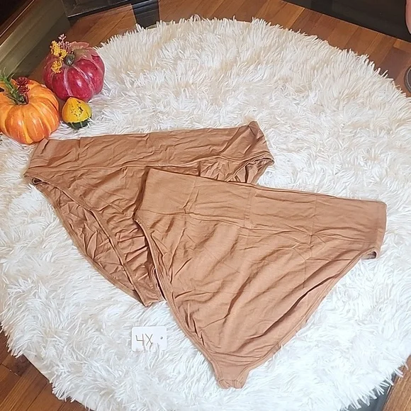 2pcs SKIMS SLEEP BRIEF/ CAMEL/4X/NWT - Picture 5 of 15